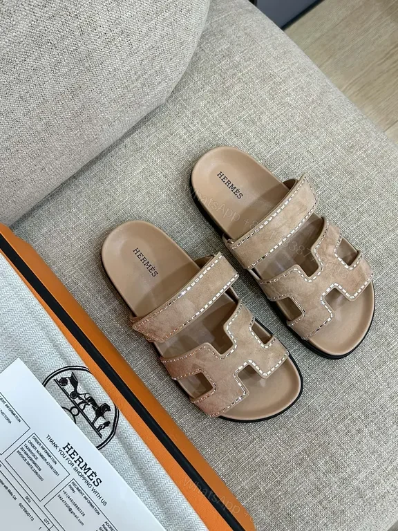 Soft-Tone Leather Sandals with H Motif â€“ Luxe Everyday Comfort — view 1