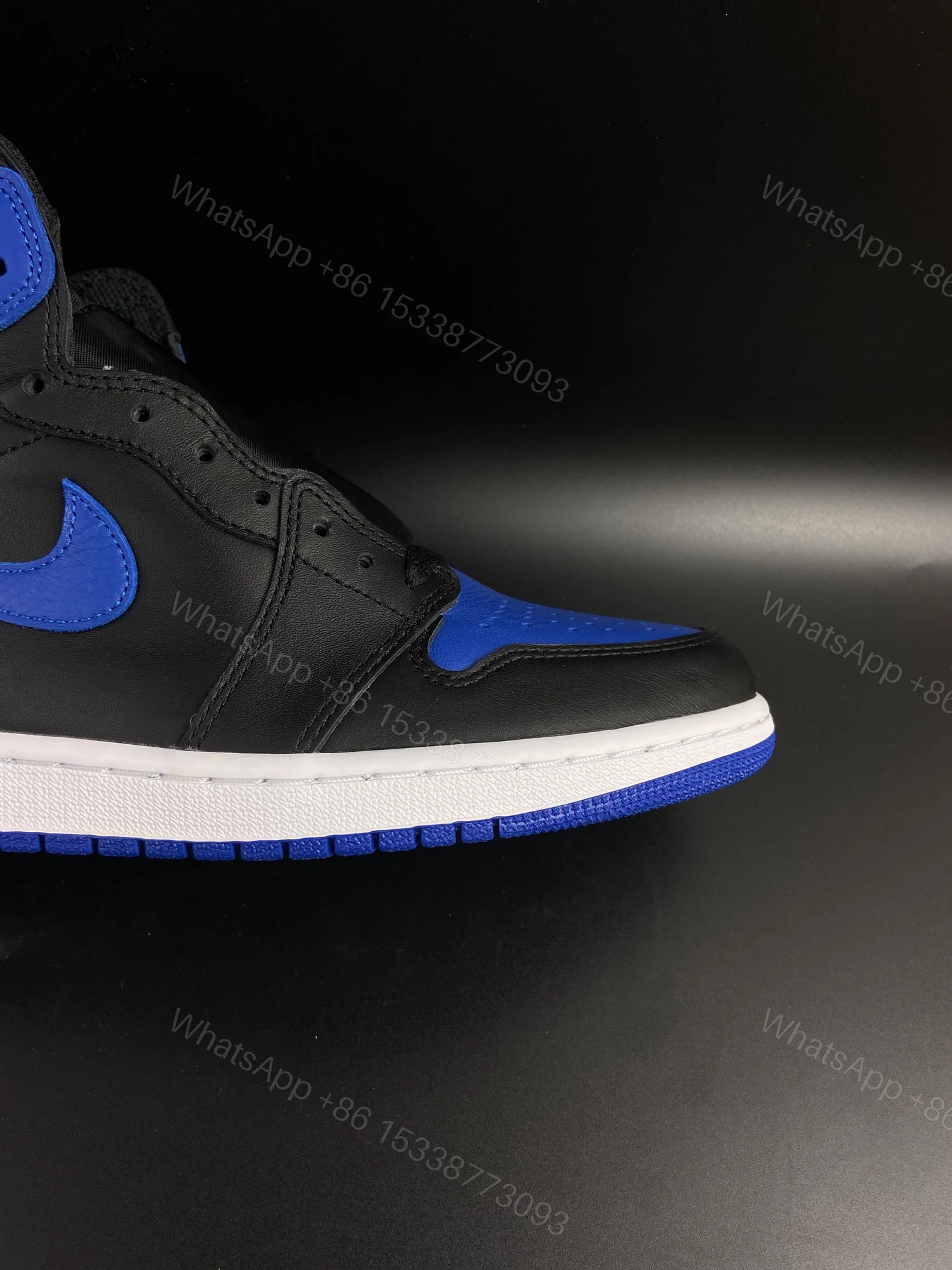 View 3 of Jordan 1 Retro Royal (2017)