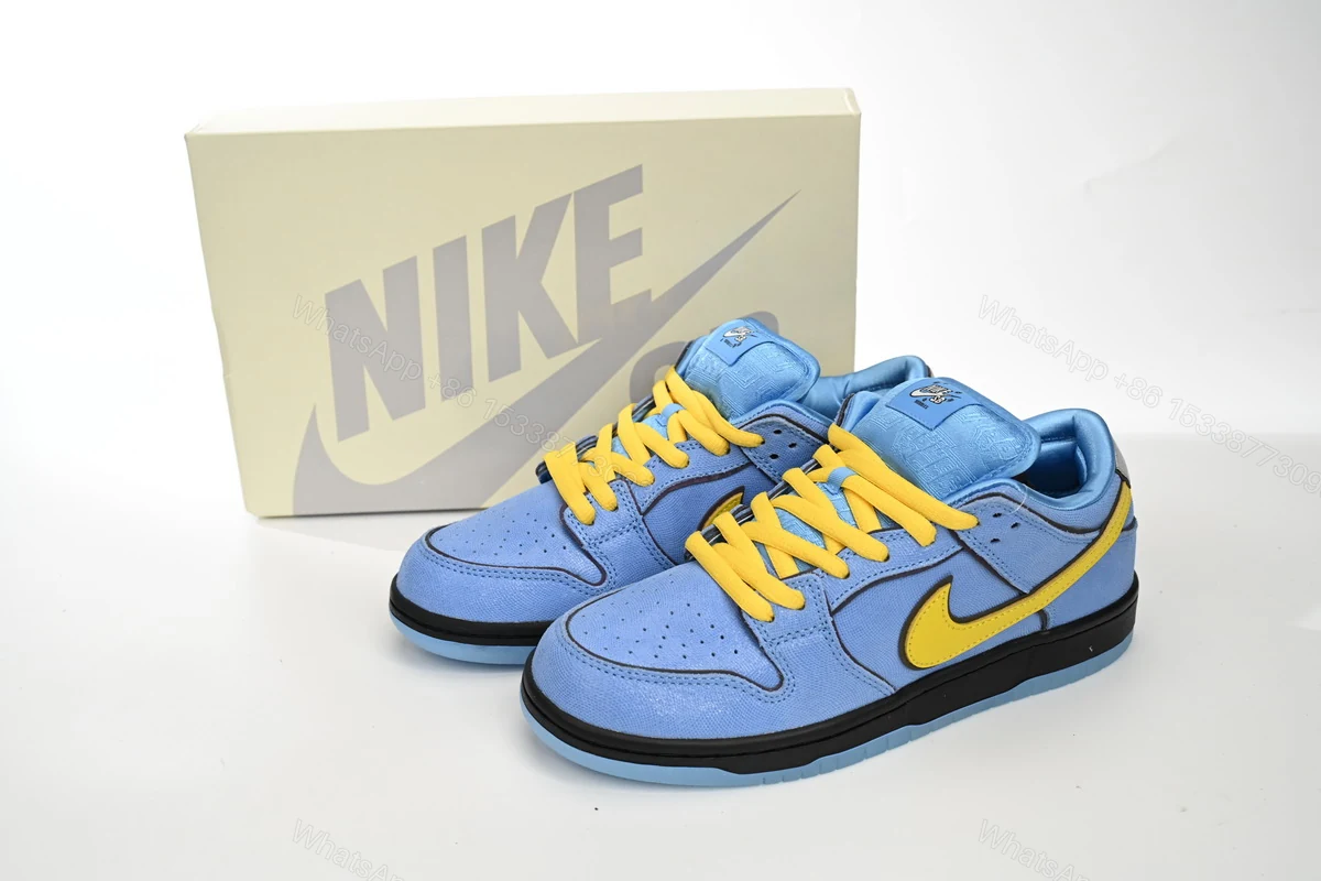 The Powerpuff Girls x Nike SB Dunk Low “Bubbles” FZ8320-400 — view 2