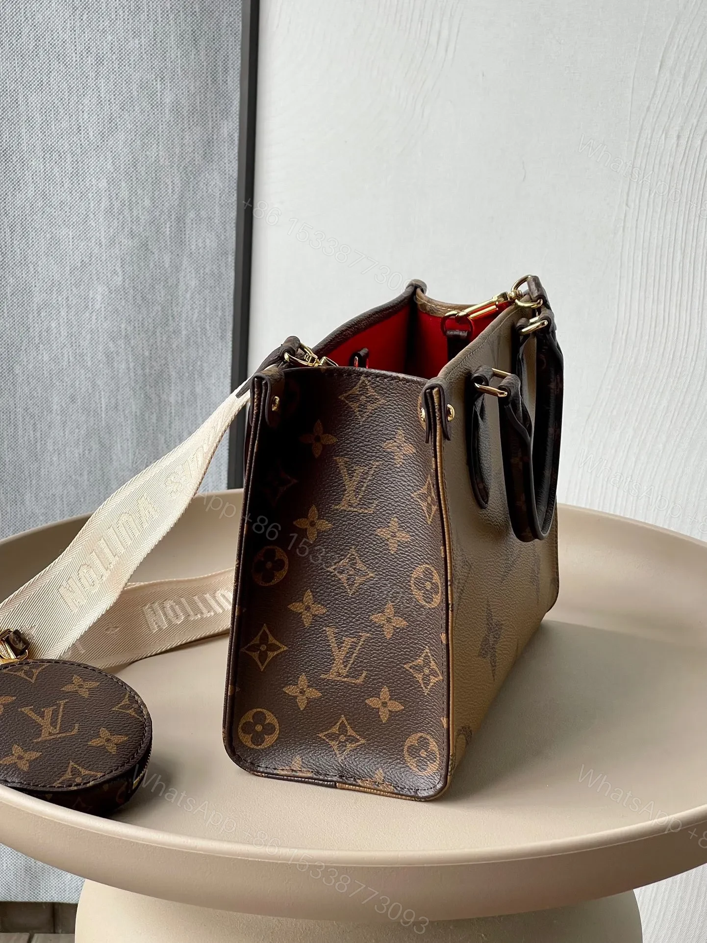 View 2 of Louis Vuitton LV On The Go Like Auth Handbags LV Pattern 25x19x11.5cm