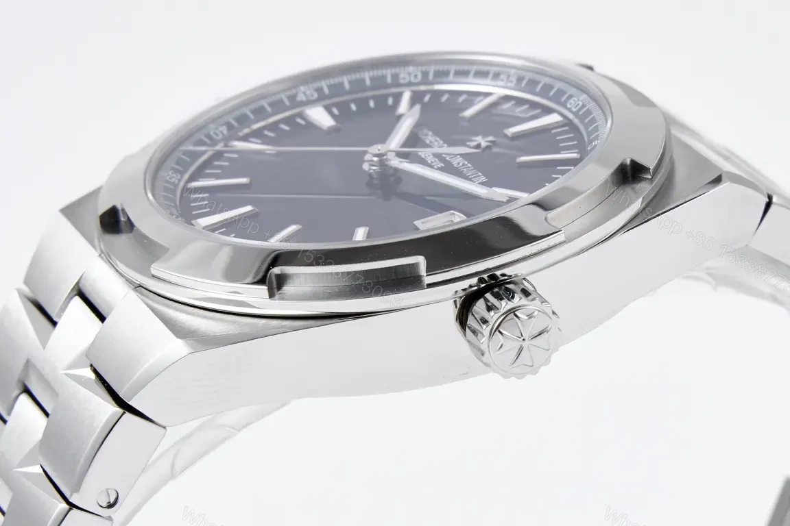 View 7 of Vacheron Constantin Overseas 4500V Series Stainless Steel Watch – Blue Dial, 41mm, Automatic Movement with Date Display, Stainless Steel Bracelet or Rubber Strap Option