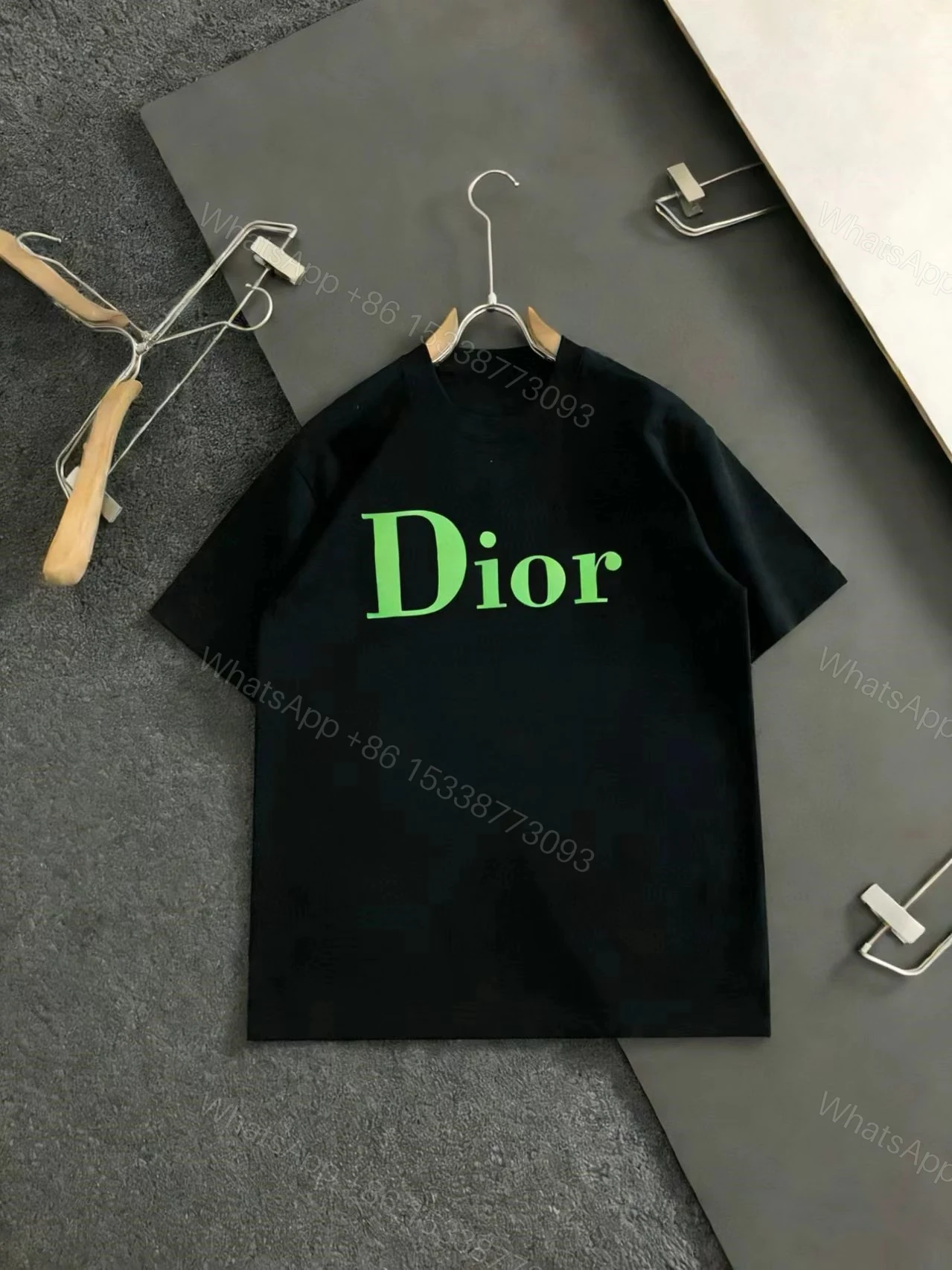 Dior高仿螢光字母黑色短袖T恤潮流男女休閒上衣 — view 1