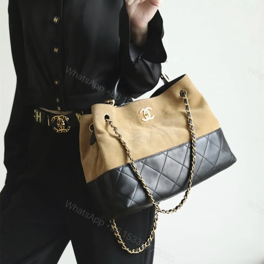 View 16 of 高仿Chanel*25A系列AS5634麂皮拼小羊皮單肩包小號免檢版