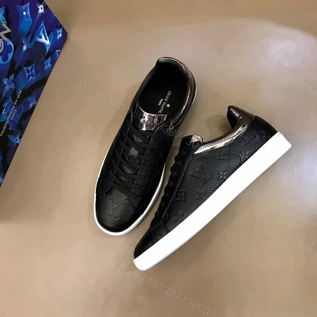 View 8 of LOUIS VUITTON LUXEMBOURG SNEAKER – LV169