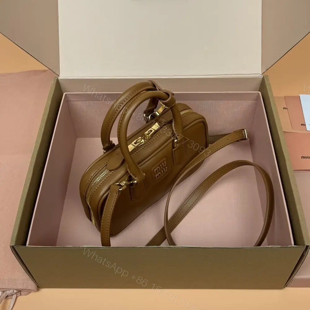 View 6 of 高仿miumiu*Arcadie系列5BP088小牛皮手袋干邑色Mini免檢版
