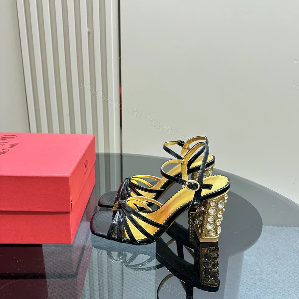 View 2 of 高仿Valentino*6W2S0LE水鑽高踭鞋黑金色9CM免檢版