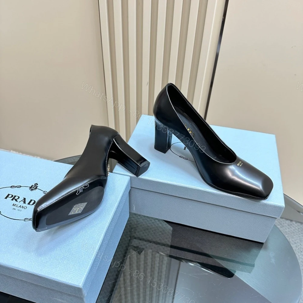 View 6 of 高仿Prada*1I837A方頭粗跟高踭鞋8.5CM小牛皮黑色免檢版