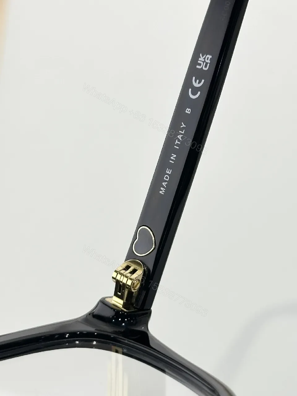 View 5 of Chic Tortoiseshell Frames: Premium Everyday Eyewear