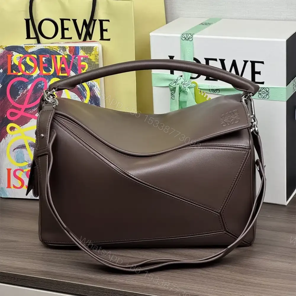 高仿Loewe*Puzzle系列0018小羊皮斜挎包布朗尼大號免檢版 — view 1