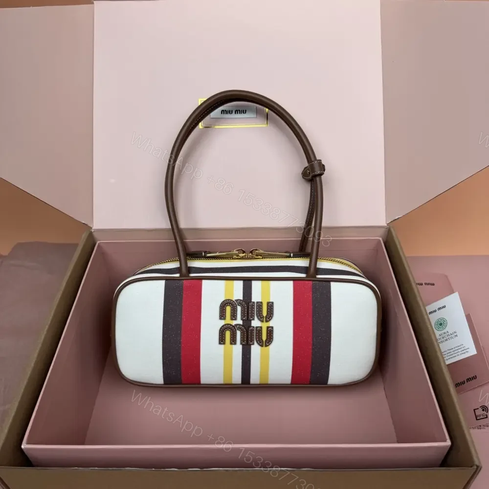 高仿miumiu*Beau系列5BB173牛皮帆布手提包米棕色免檢版 — view 1