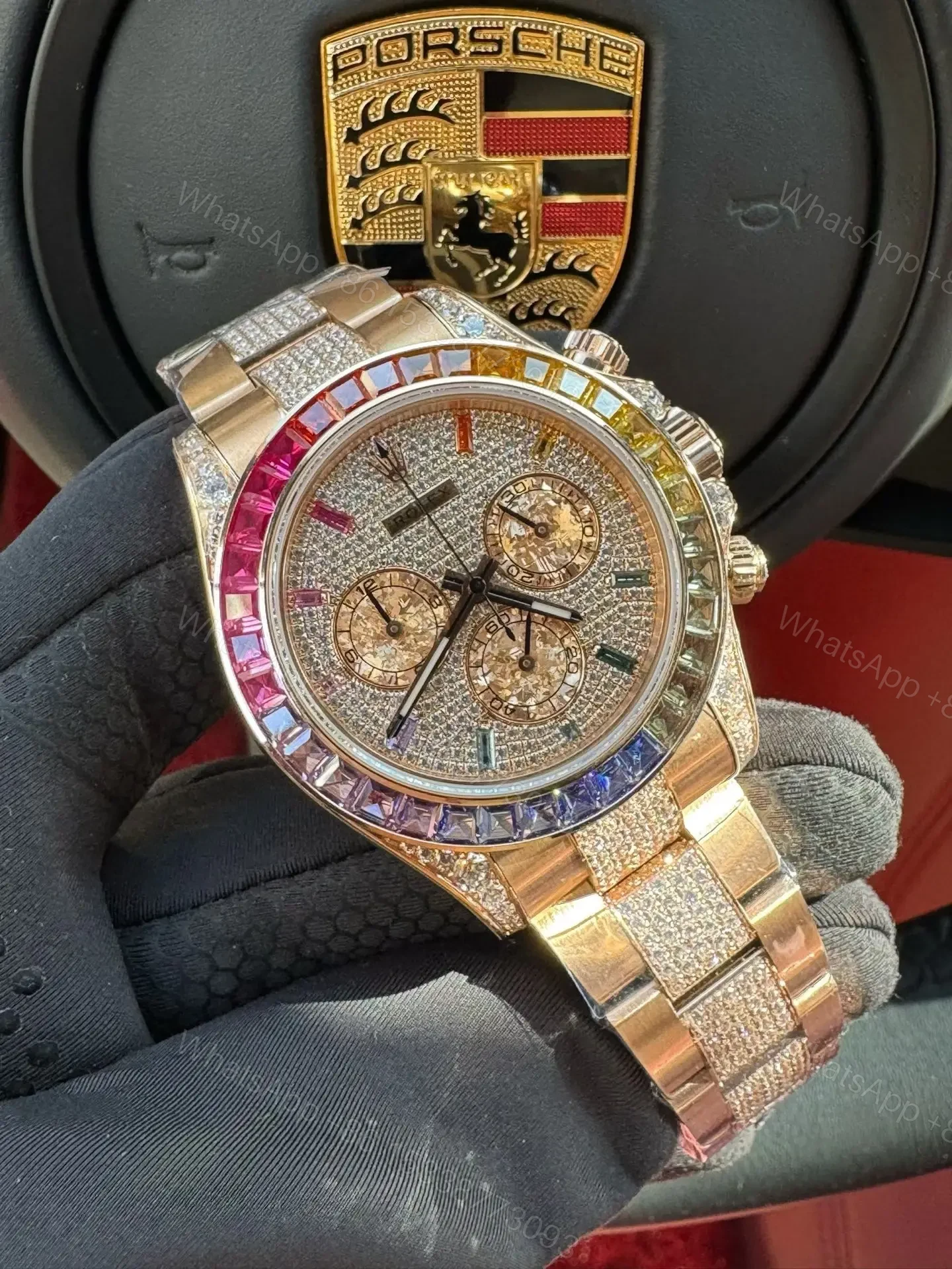 View 2 of Best Rolex Daytona Rainbow Diamond replica 40MM Gold Oyster Bracelet Edition RG-DAYTONA-RAINBOW-DIAMOND-GOLD-40