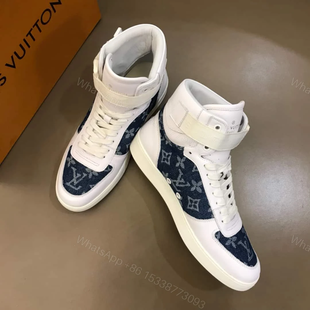 View 4 of LOUIS VUITTON RIVOLI SNEAKER – LV52
