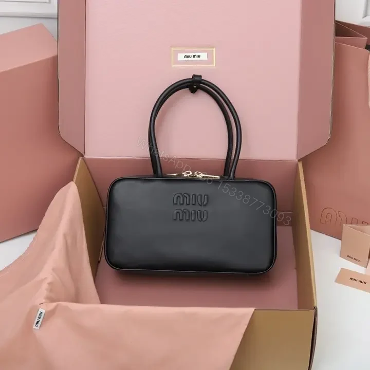 View 10 of 高仿miumiu*5BB172壓紋LOGO手提包小牛皮黑色免檢版