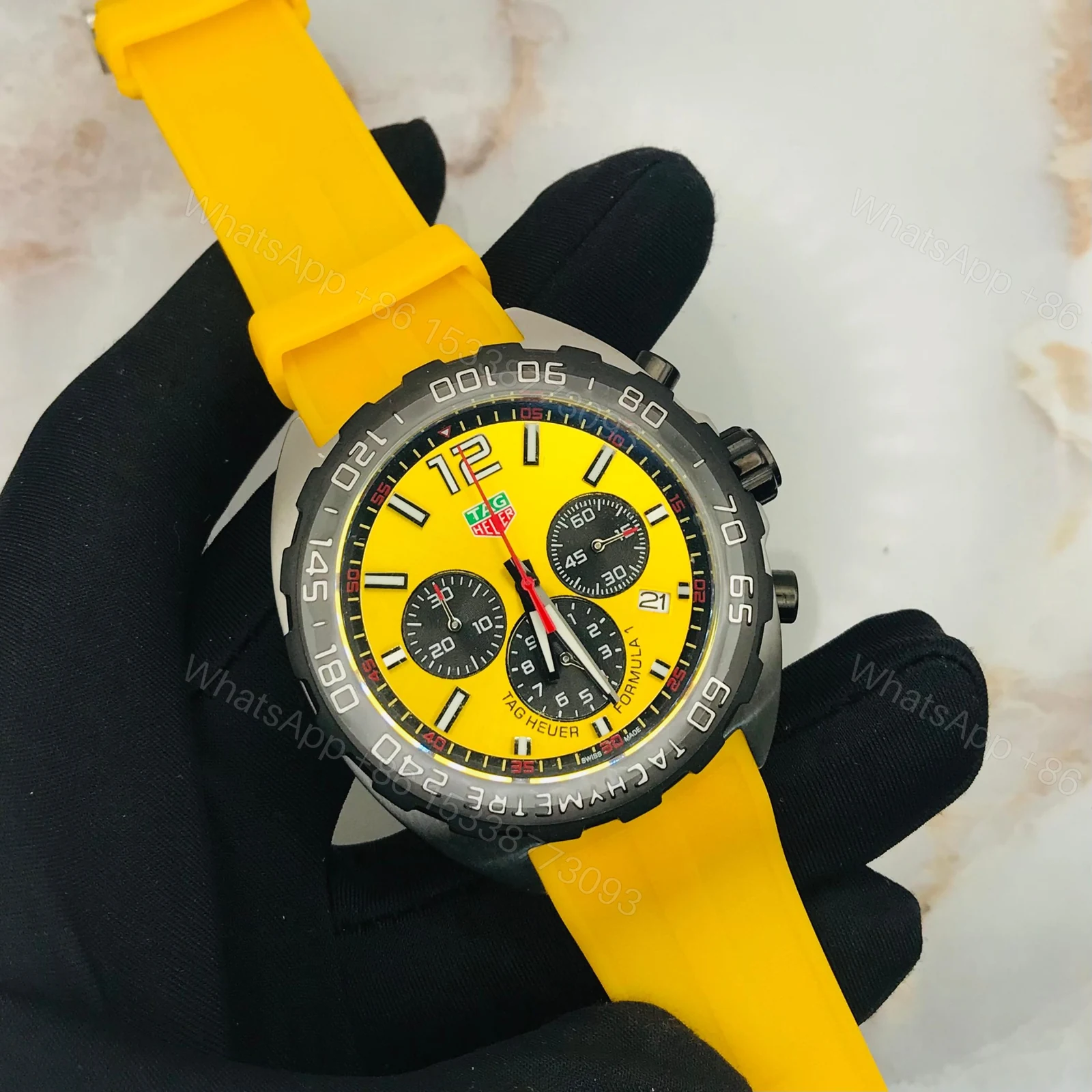 TAG Heuer Formula 1 Men’s Black Watch — view 1
