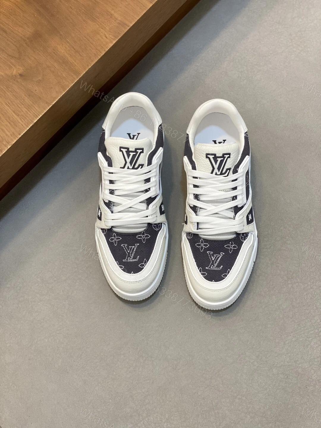 LV 高仿 男款深灰老花 Trainer 球鞋 低調質感復刻風格 — view 1