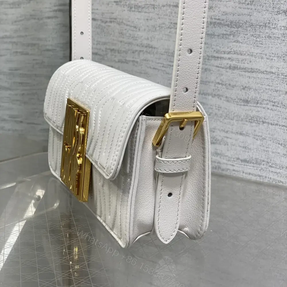 View 5 of 高仿Dior*Miss系列M261M030衍縫線小牛皮腋下包白色免檢版