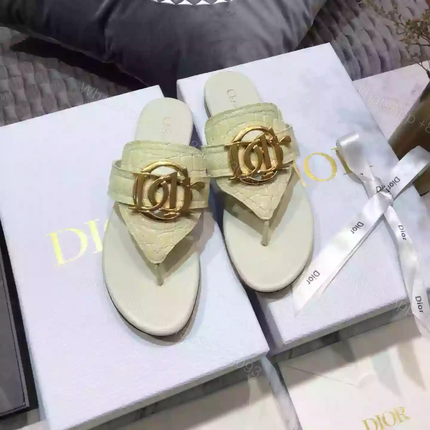 Dior Slippers – SDD023 — view 1