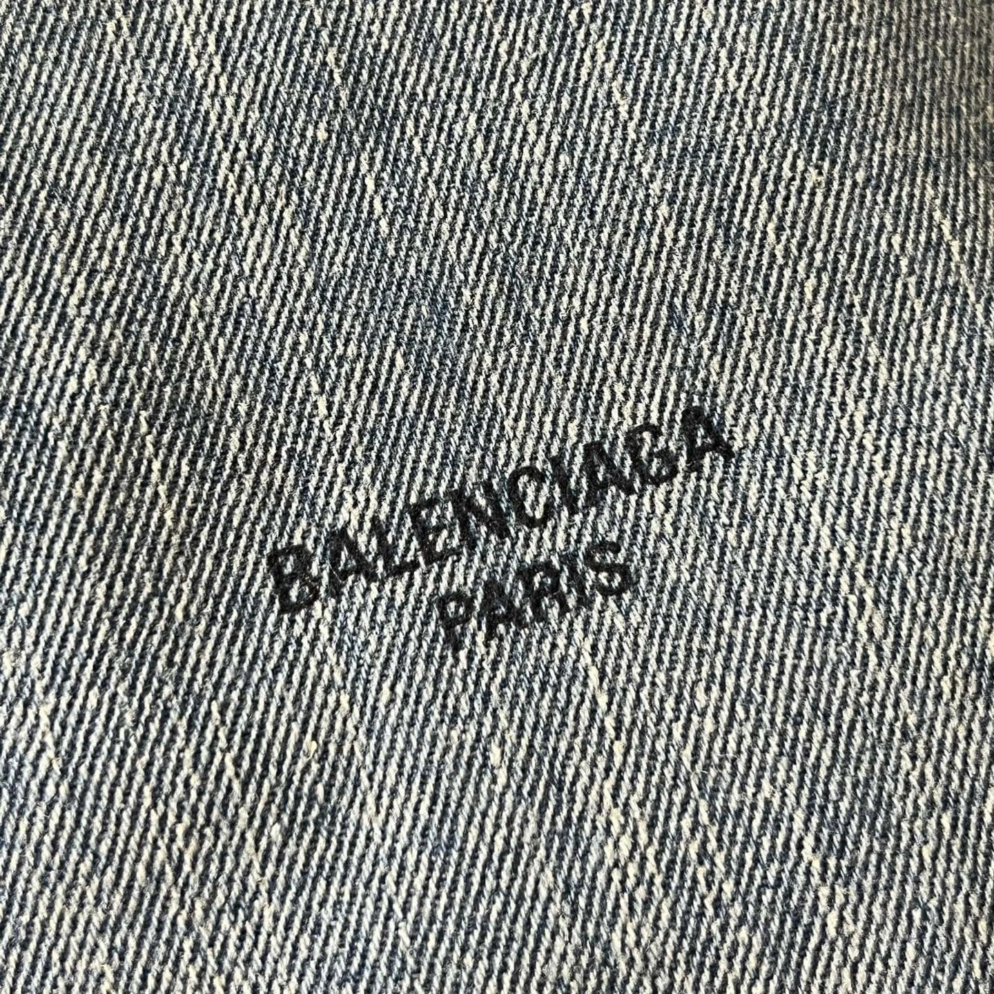 View 10 of 高仿Balenciaga2023年新款Crushtote牛仔布垃圾袋小號
