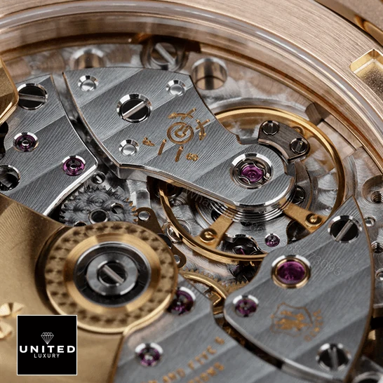 View 10 of Patek Philippe Nautilus 5711/R 001 Replica
