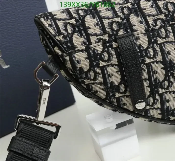 View 3 of Dior Saddle Belt Bag Replica in Oblique Jacquard YB18622 – Mirror 1:1