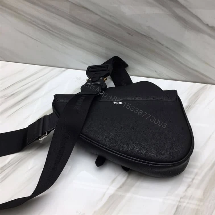 View 3 of SADDLE BAG BLACK GRAINED CALFSKIN – DR05