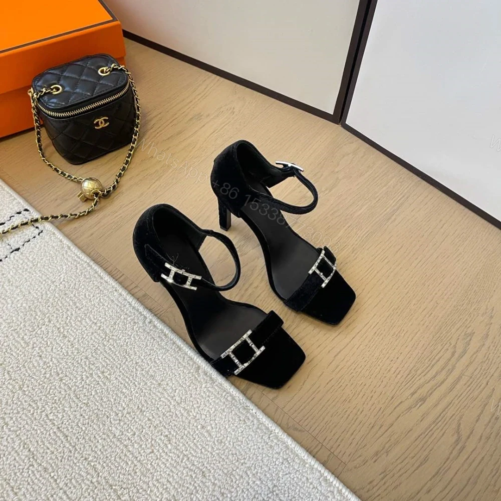 View 6 of 高仿Hermes*Judy系列H242025Z023露趾涼鞋天鵝絨10.5CM黑色免檢版