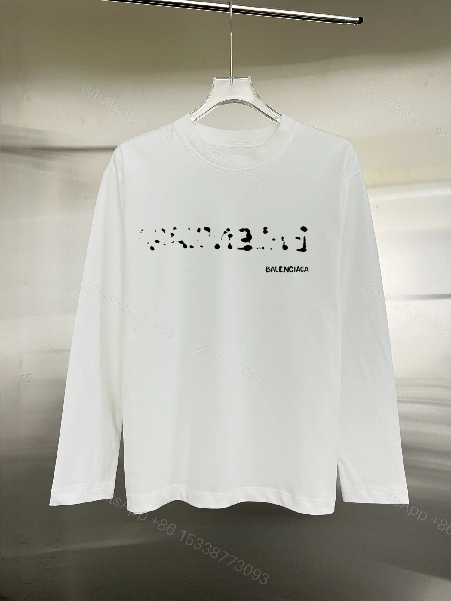 BalenciagaA貨長袖T 白底塗鴉點陣LOGO男裝藝術感設計 — view 1
