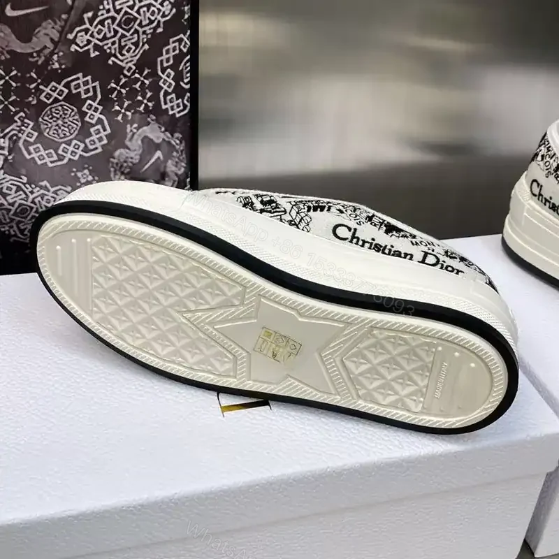 View 4 of WALK’N’DIOR PLATFORM SNEAKERS UNISEX PLAN DE PARIS EMBROIDERED BLACK – CD147