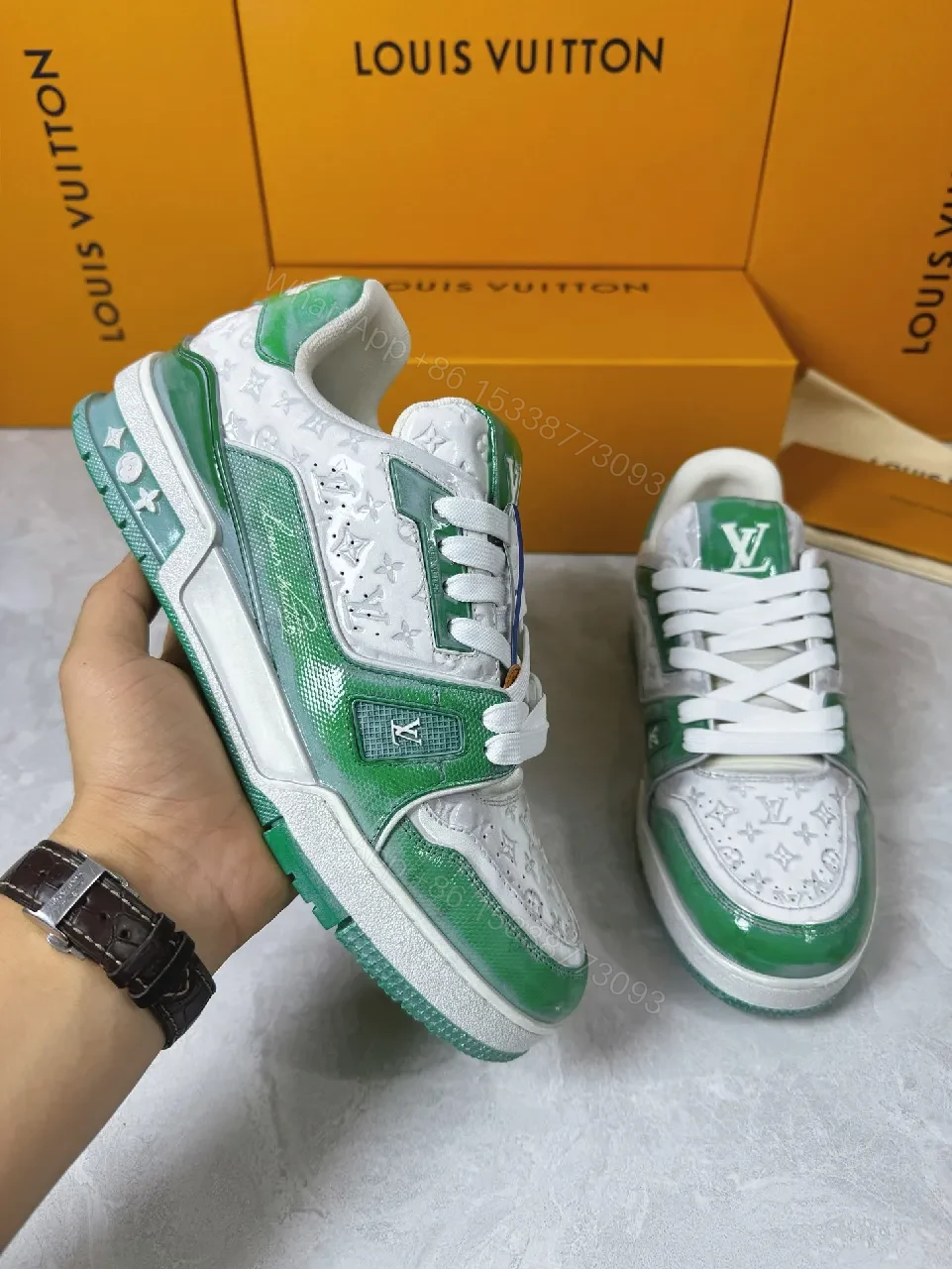 View 6 of Green & White Signature Sneakers: Bold Contrast Accents, Premium Comfort