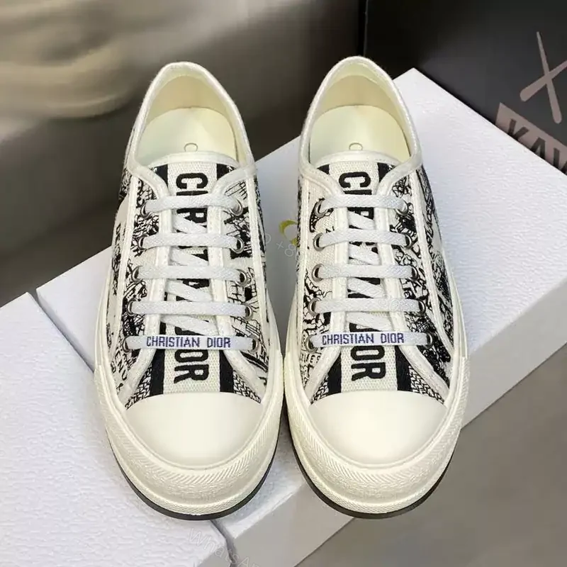 View 2 of WALK’N’DIOR PLATFORM SNEAKERS UNISEX PLAN DE PARIS EMBROIDERED BLACK – CD147