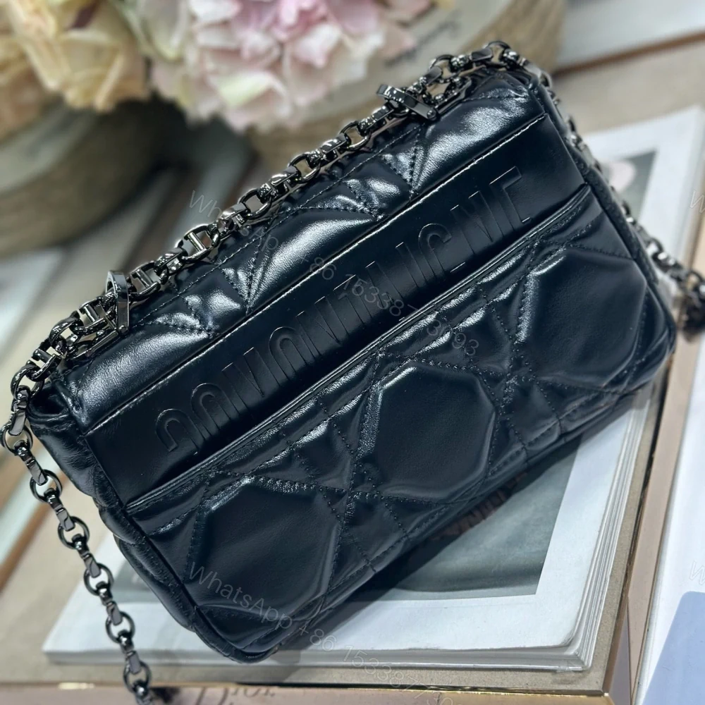 View 2 of 高仿Dior*Caro系列M9241M900藤格紋小牛皮單肩包黑銀色小號免檢版