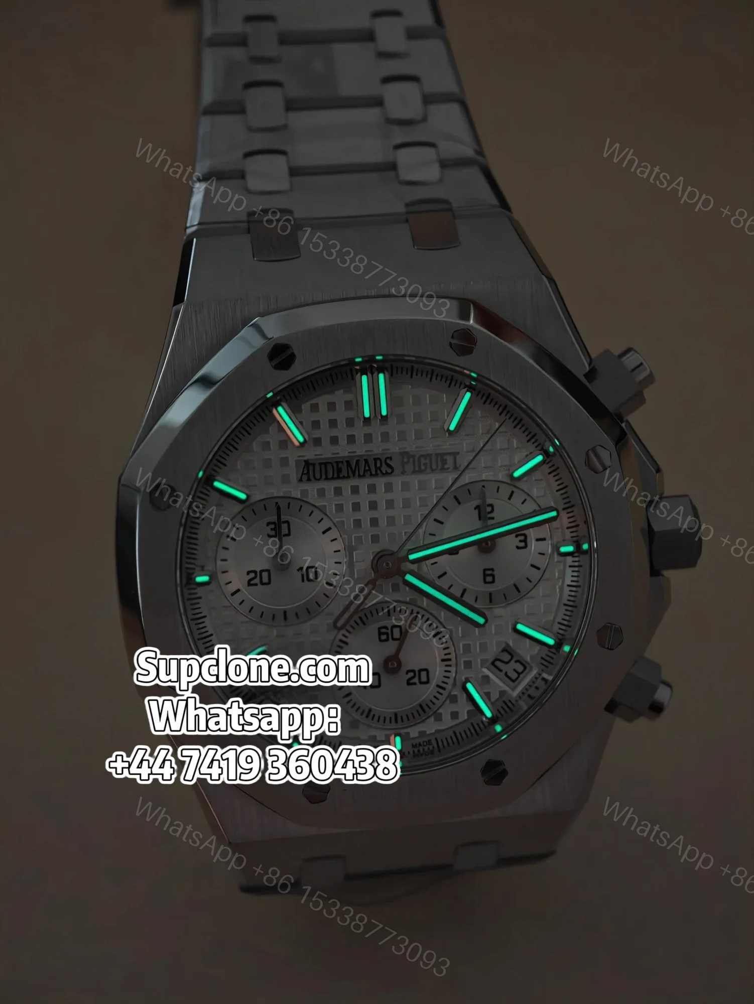 View 16 of Audemars Piguet Super Clone Royal Oak White Dial 26240 Chronograph 41mm