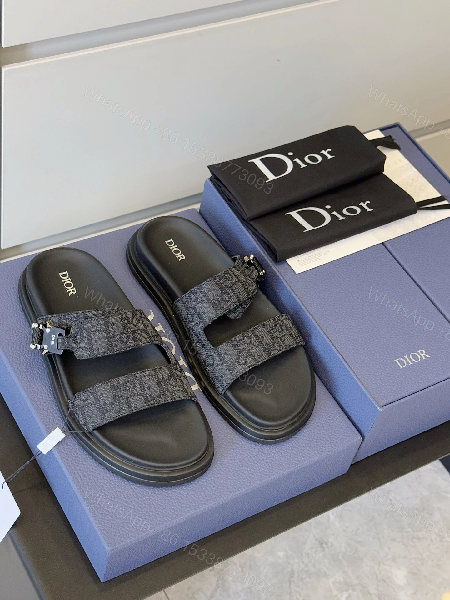 Dior 原單 男款黑色緹花拖鞋 雙帶設計街頭潮流款 — view 1