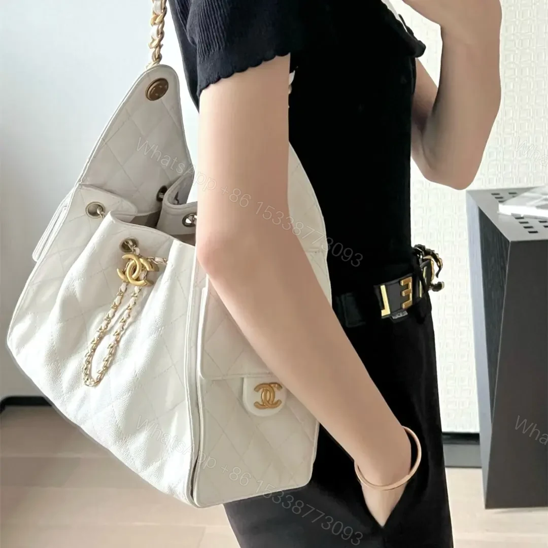 View 22 of 高仿Chanel*25S系列AS5293小牛皮腋下單肩包小號白色免檢版