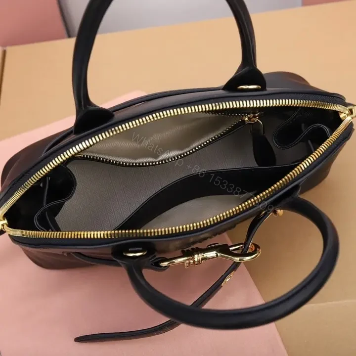 View 9 of 高仿miumiu*Aventure系列5BB169手提包黑色小號免檢版
