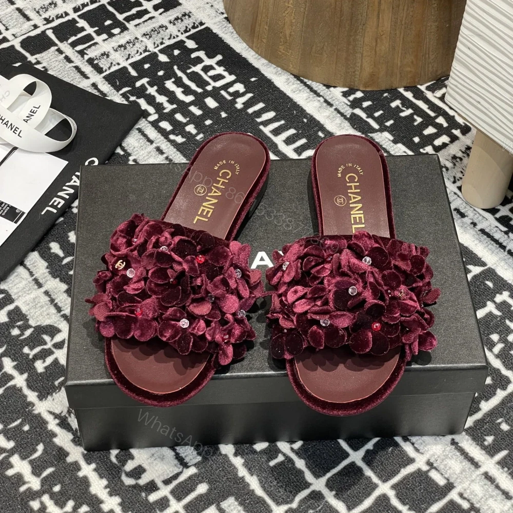 View 2 of 高仿Chanel*25P系列G46231D小羊皮花瓣拖鞋紅色1CM免檢版
