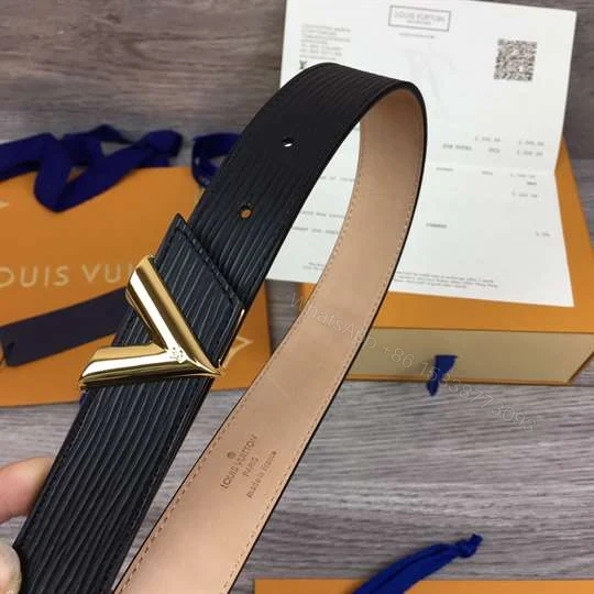 View 7 of LOUIS VUITTON BLACK EPI LEATHER ESSENTIAL V BELT – B125