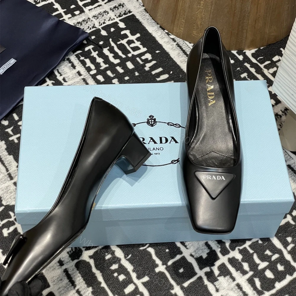 View 5 of 高仿Prada*1l628N方頭粗跟單鞋3.5CM黑色免檢版