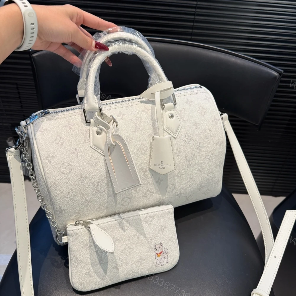 View 3 of Louis Vuitton Speedy P9 Bandoulière 30 In White 30Cm