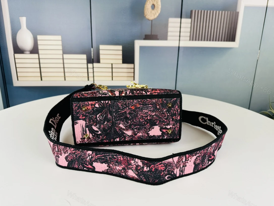 View 7 of DIOR MEDIUM LADY D LITE BAG PINK MULTICOLOR TOILE DE JOUY VOYAGE EMBROIDERY 24CM M0565OEUPM45E