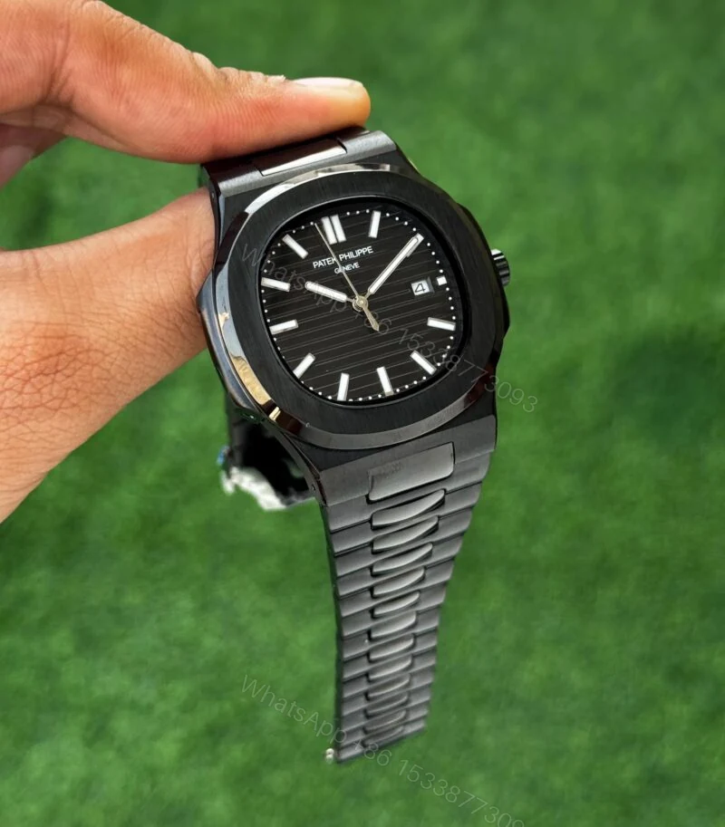 Patek Philippe Nautilus Black 40mm Quartz 7AAA — view 1