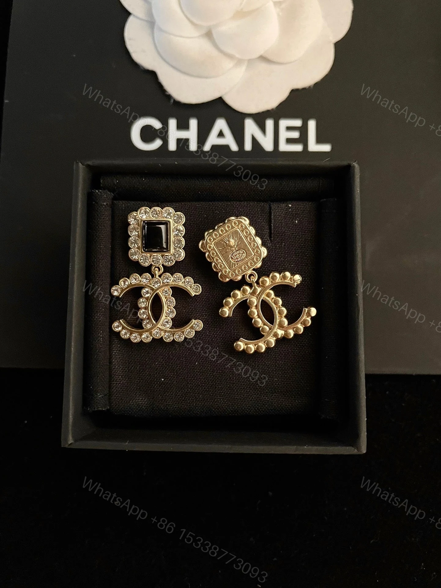 View 2 of EN – Lux Earring Chanel 011