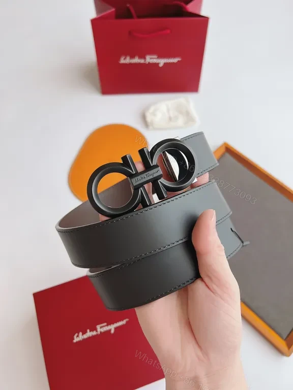 Grey Leather Ferragamo Belt with Signature Buckle - Everyday Luxury — view 1