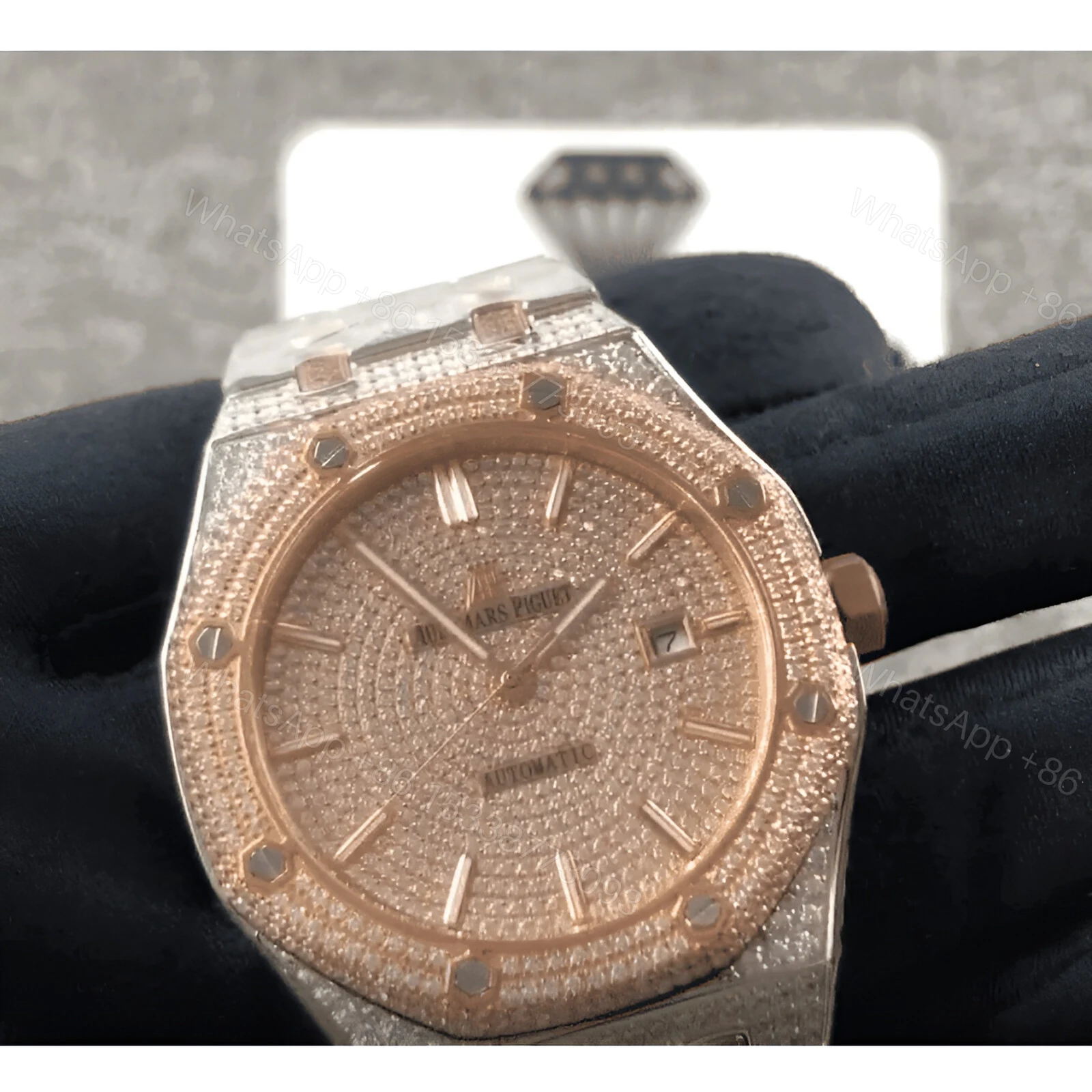 View 3 of Audemars Piguet Royal Oak Selfwinding 15400SR.OO.1220SR.01 Iced Out Replica