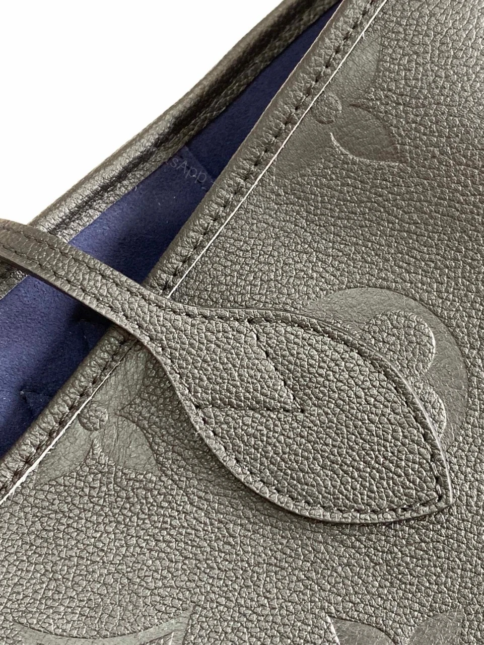 View 8 of Louis Vuitton LV Never Full Monogram Like Auth Black Handbags 32x29x17cm