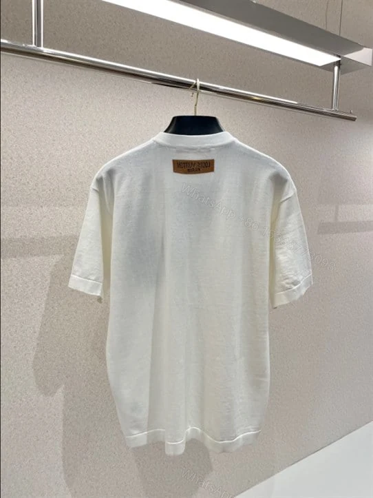 View 2 of LOUIS VUITTON T-SHIRT – LV28