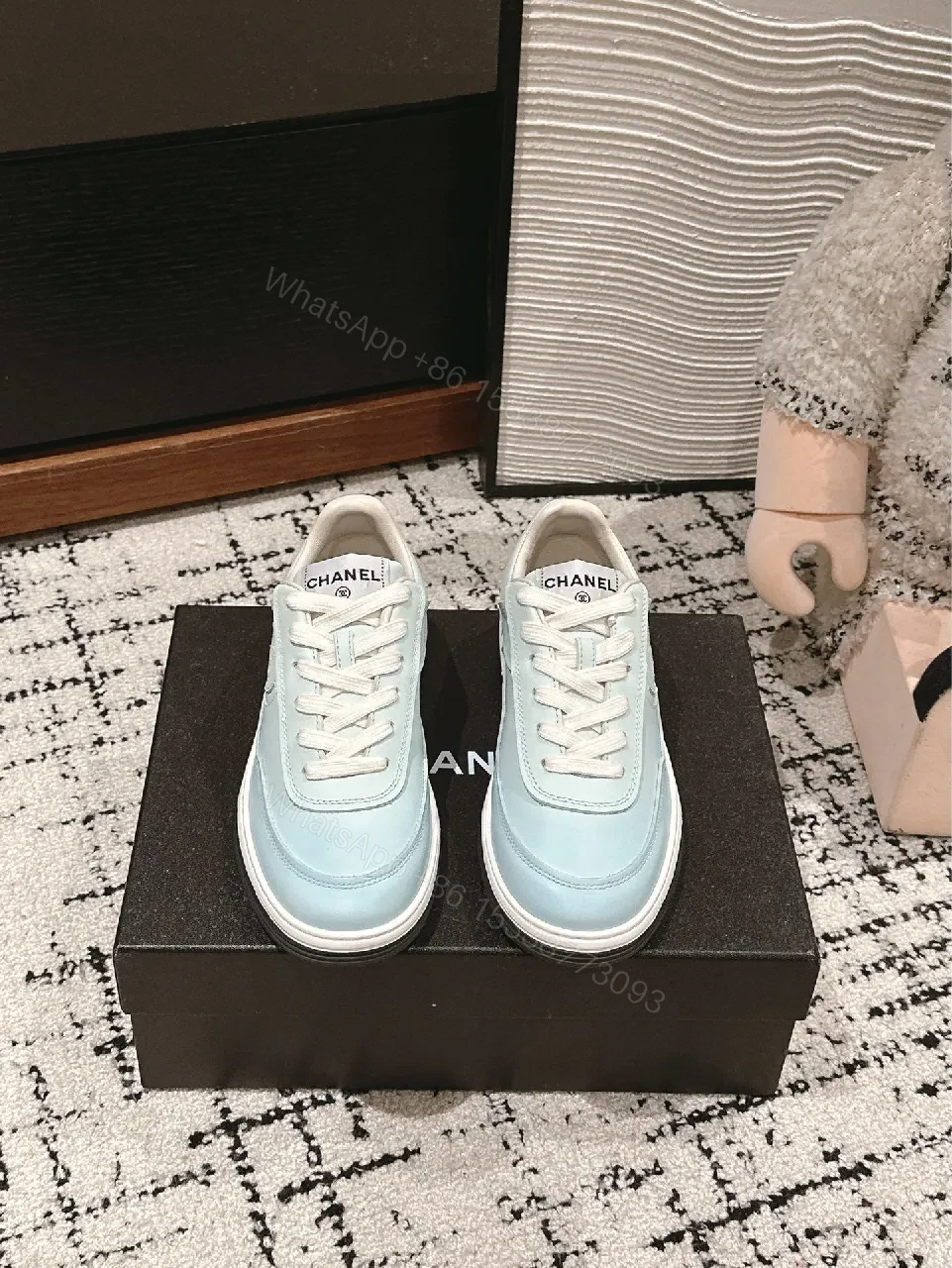 Light-blue Leather Sneakers: Luxe Comfort, Versatile Style — view 1