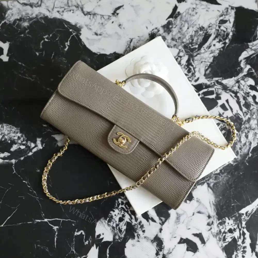 View 6 of 高仿Chanel*26A系列AP5280高級手工坊手拿包蜥蜴紋棕色免檢版