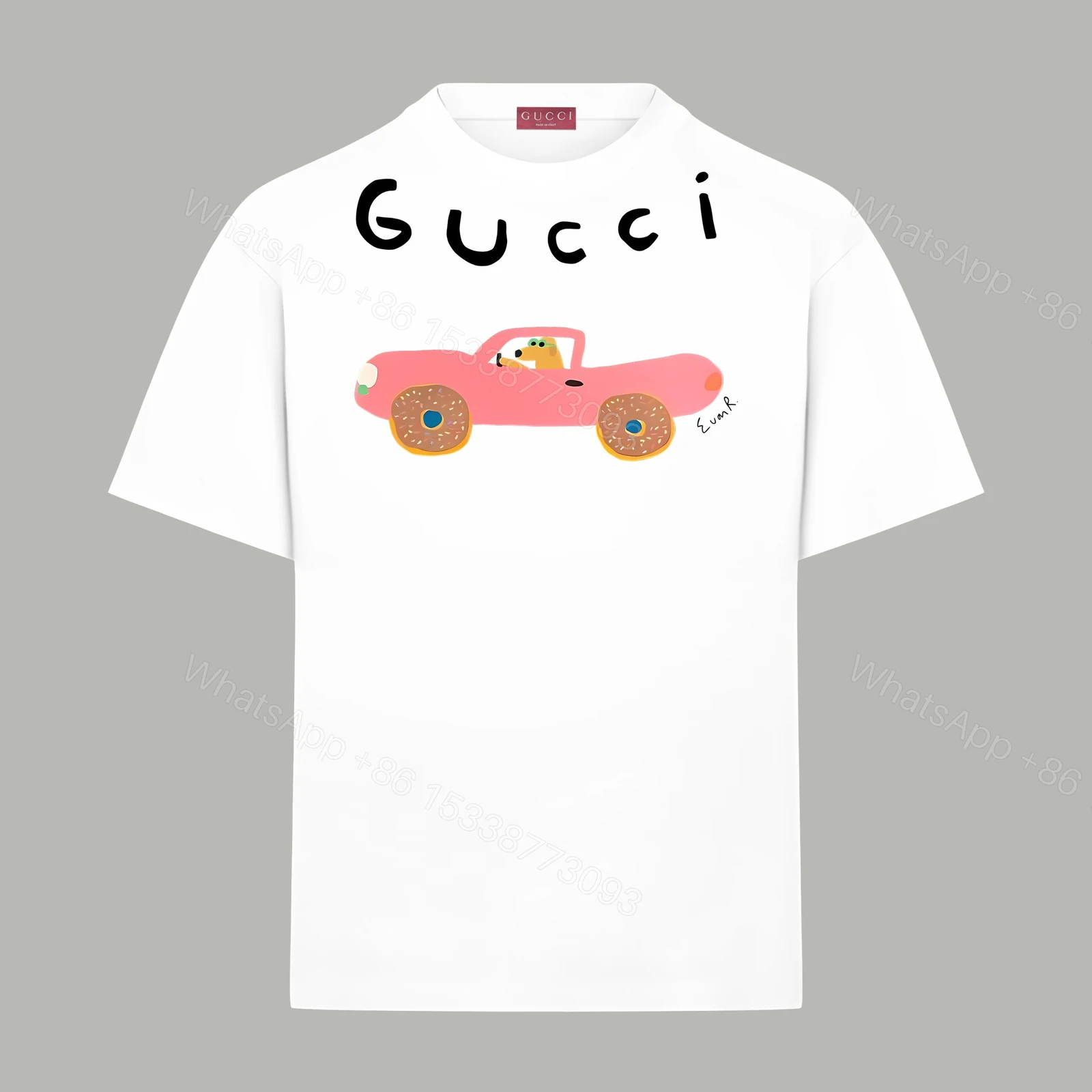 Gucci高仿男款短袖T恤 白色底粉紅汽車插畫童趣藝術感 — view 1