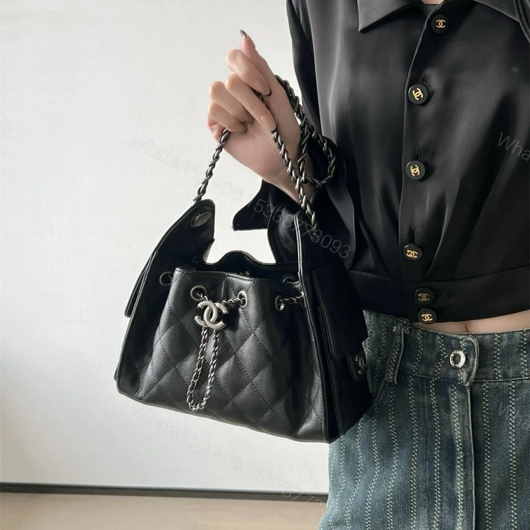View 23 of 高仿Chanel*26C/25Bag系列AS5631小牛皮單肩包黑色銀扣Mini免檢版